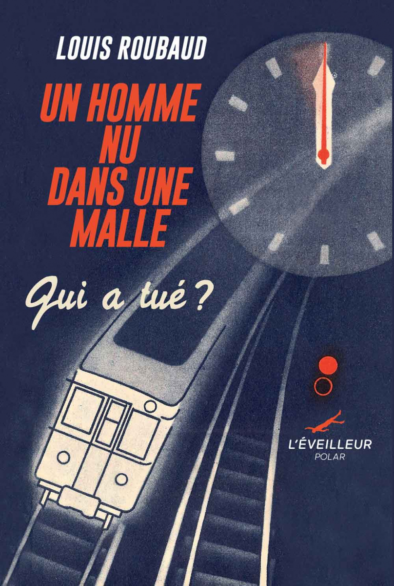 Un homme nu dans la malle